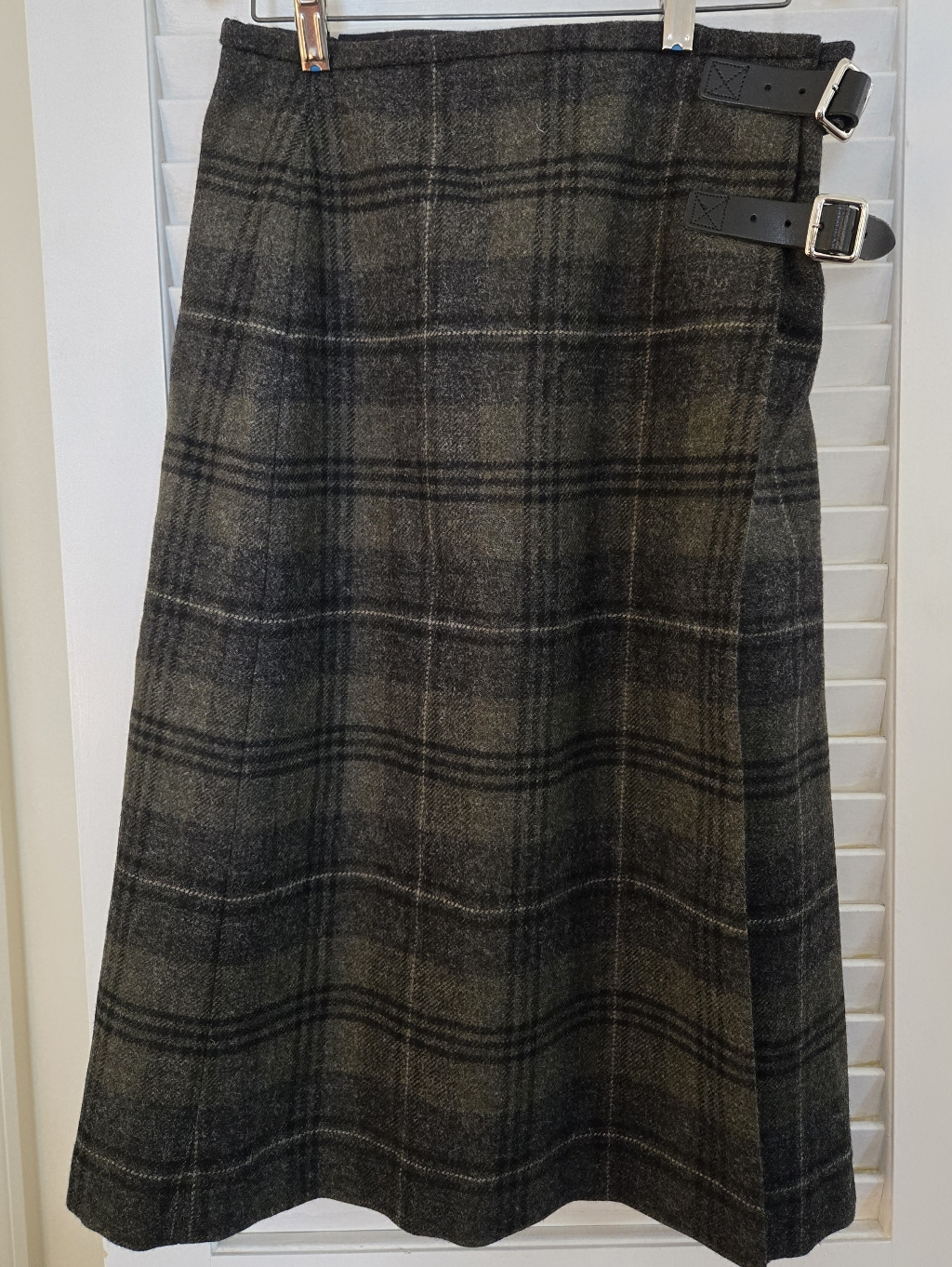 Women's Olive Green Plaid A-Line Skirt With Side Buckles, 100% Wool